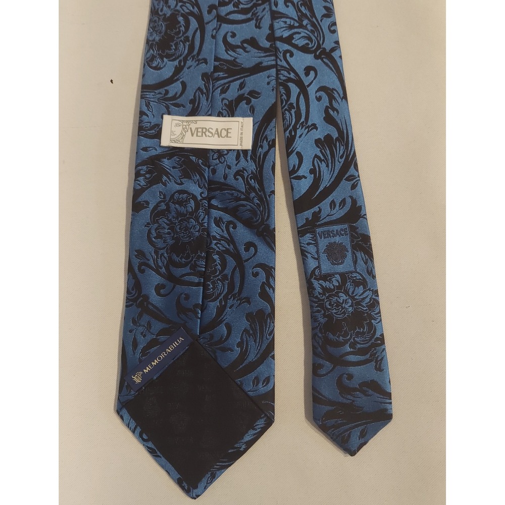 Versace Mens Rare Vintage Blue Black Floral Paisley Memorabilia Silk Tie
